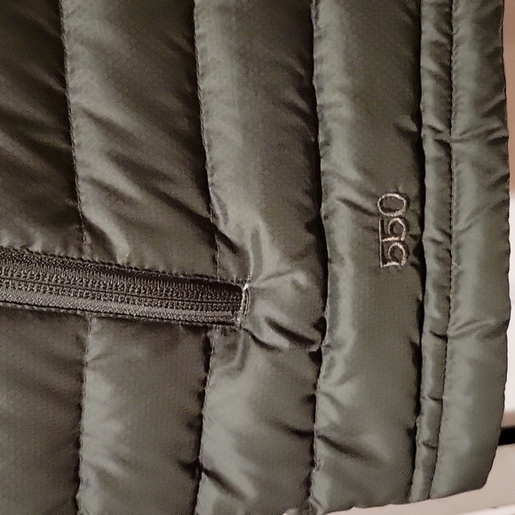 NWOT  Premium Kathmandu 550 Duck Down Vest Beautiful dark green (XS) - Picture 9 of 9